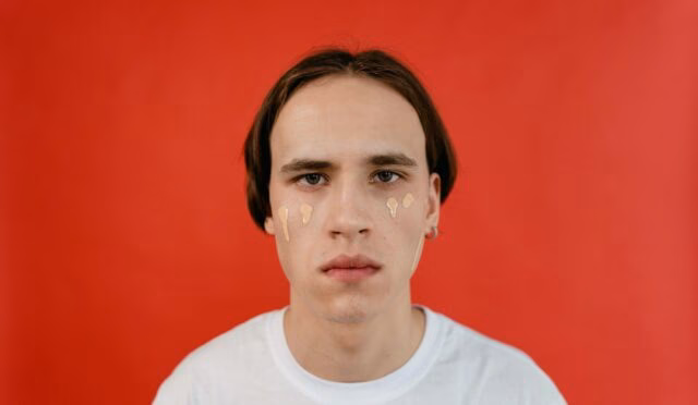 Makyaj Tüyoları İle Işıldayın: Parlak Cilt İçin En İyi Yöntemler